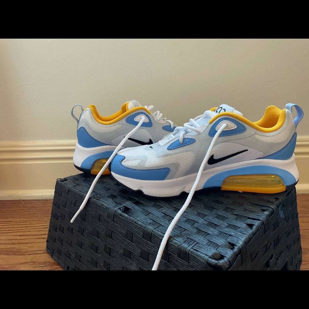 women’s air max 200